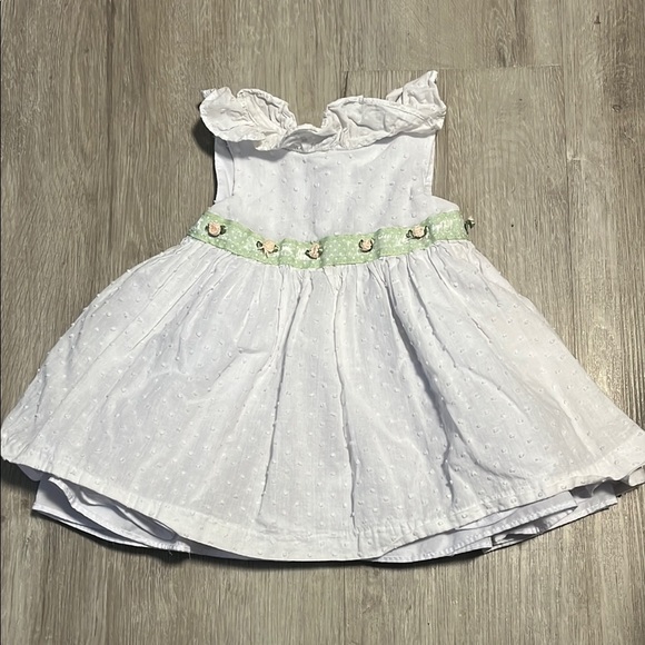 Newberry White and Green Sleeveless Sundress with Sweetheart Neckline 9M - Picture 1 of 1